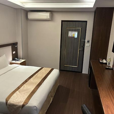 Yuhao Hotel - Hsinchu Branch Exterior photo